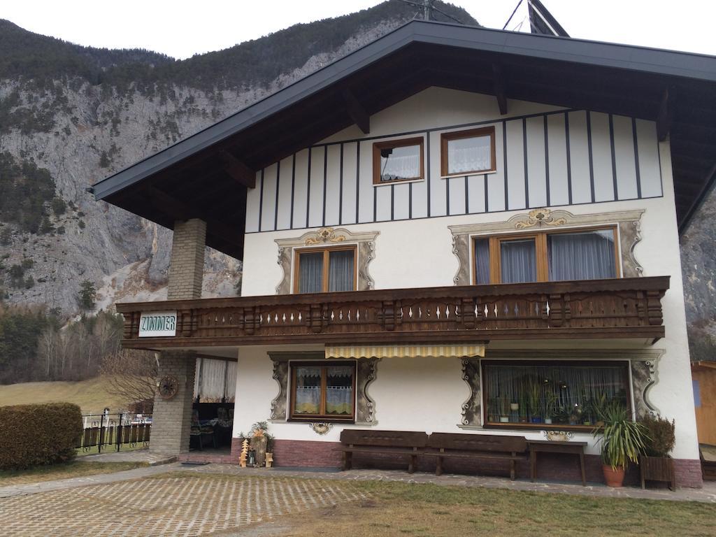 Haus Scholl Bed & Breakfast Nassereith Exterior foto