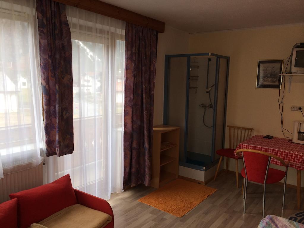 Haus Scholl Bed & Breakfast Nassereith Exterior foto