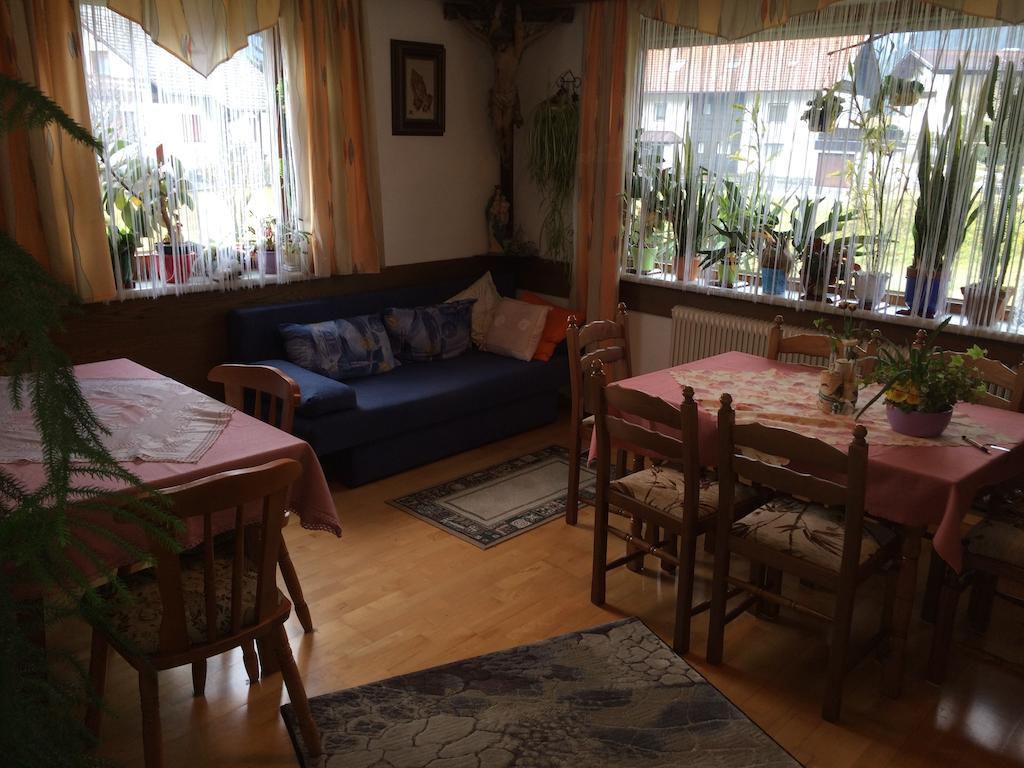 Haus Scholl Bed & Breakfast Nassereith Exterior foto